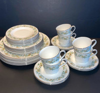 Royal Doulton Ainsdale Bone China Dinner Set for 6 Vintage