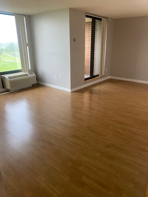 Large 3-Bedroom condo for rent. in Long Term Rentals in Oshawa / Durham Region - Image 9