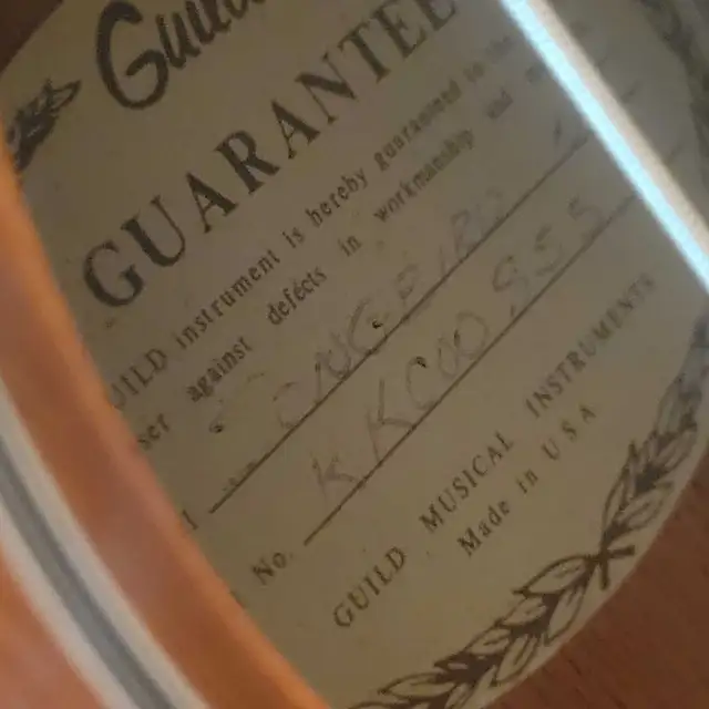 Guild Songbird NT Electro-acoustique USA 1990 in Guitars in Sherbrooke - Image 5