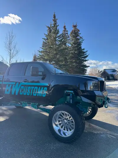 1 of 1 2008 GMC Sierra Frame off build! Can finance through easy lend. Never been winter driven No e...