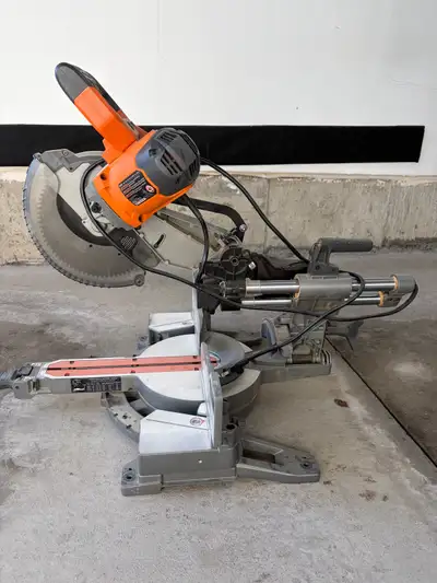 RIDGID 15-Amp 10-inch Dual Bevel SlidingMitre Saw , View more