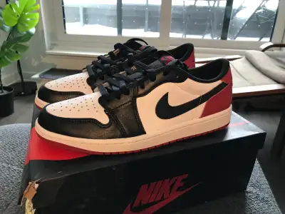 Nike Air Jordan 1 Retro Low “Black Toe” DEADSTOCK, View more