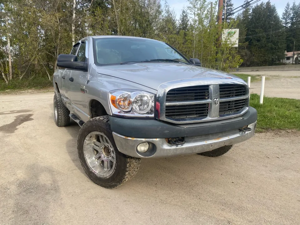2008 dodge ram 2500! priced to sell!