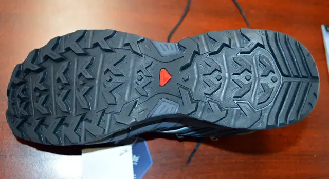 Salomon Ultra 3 Mid GTX Hiking Boots - Size 12/13 in Other in Calgary - Image 7