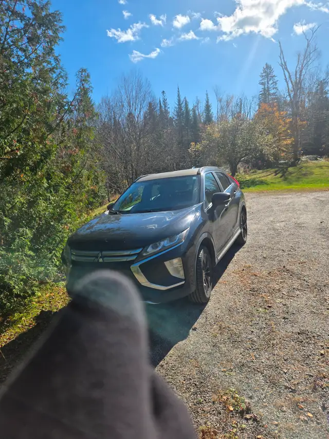 2019 Mitsubishi eclipse cross ASIS 4000$596423554871470082