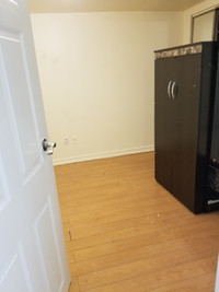 1 Bedroom Female Shared Basement Apartment For Rent In MALTON