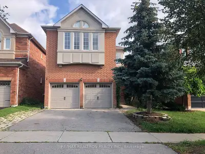 4 bed 3 bath house - Bathurst& Elgin Mills