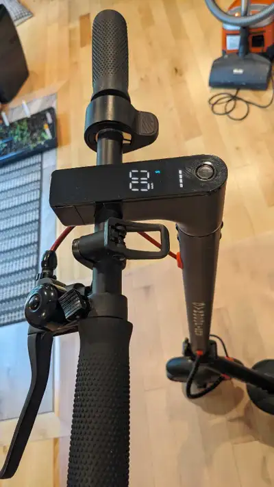 Pre-owned Gyrocopters Flash 3 E-Scooter in working condition with charger. The scooter works, but wi...