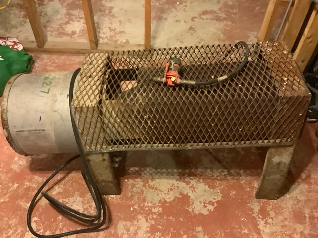 Construction heater in Heating, Cooling & Air in City of Halifax