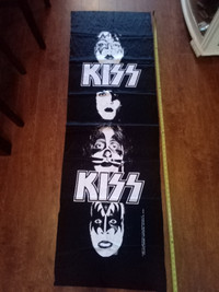 *Very Rare* Vintage 1988 KISS Banner-Wall Hanging.