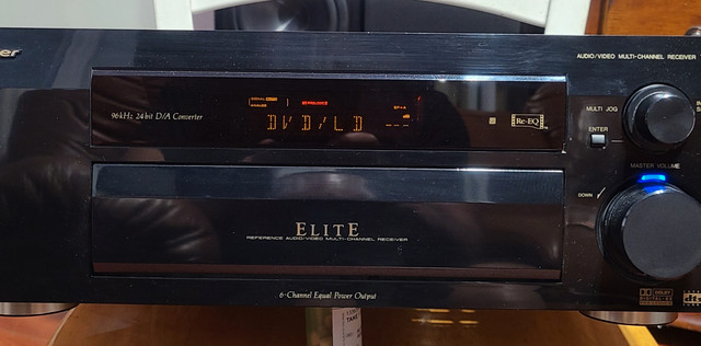 Pioneer vsx 41 Elite receiver  in Stereo Systems & Home Theatre in Mississauga / Peel Region - Image 2
