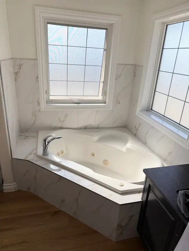 Professional tile installer - Edmonton422963256817756161