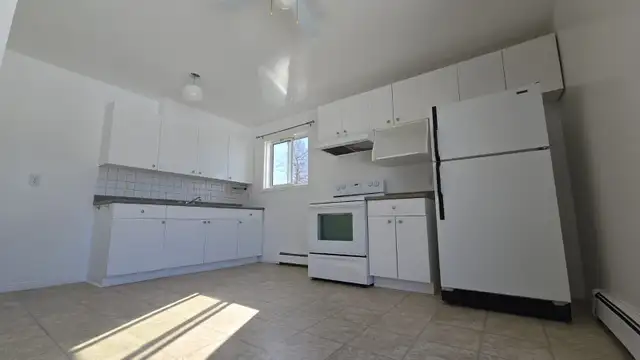 152 MAIN ST. - CHELMSFORD in Long Term Rentals in Sudbury - Image 6