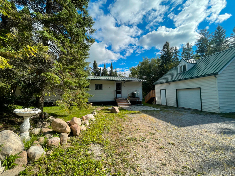 4 Season Cabin, Grand Marais, MB, Great investment opportunity
