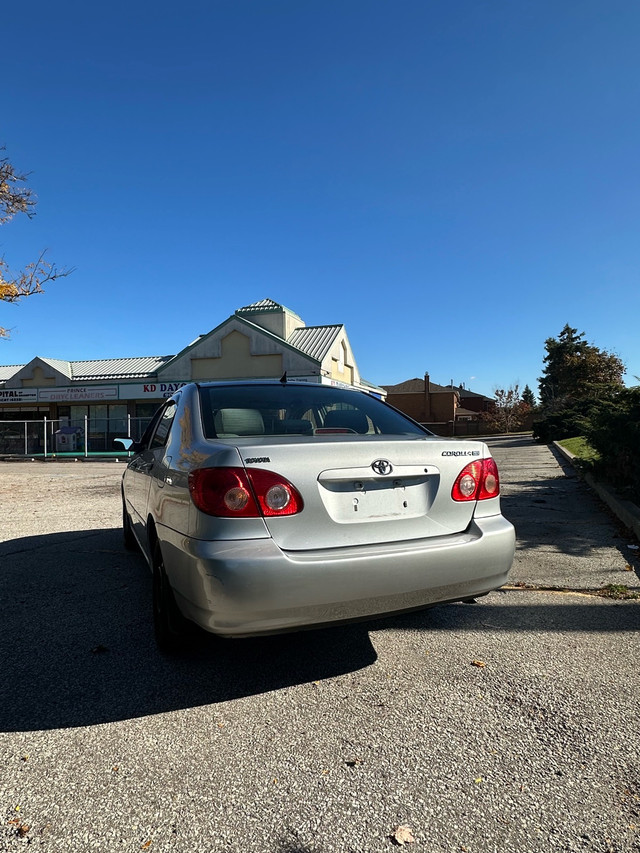 Toyota corolla in Cars & Trucks in Mississauga / Peel Region - Image 3