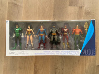 DC Collectibles Alex Ross Justice League Action Figure 6 Pack