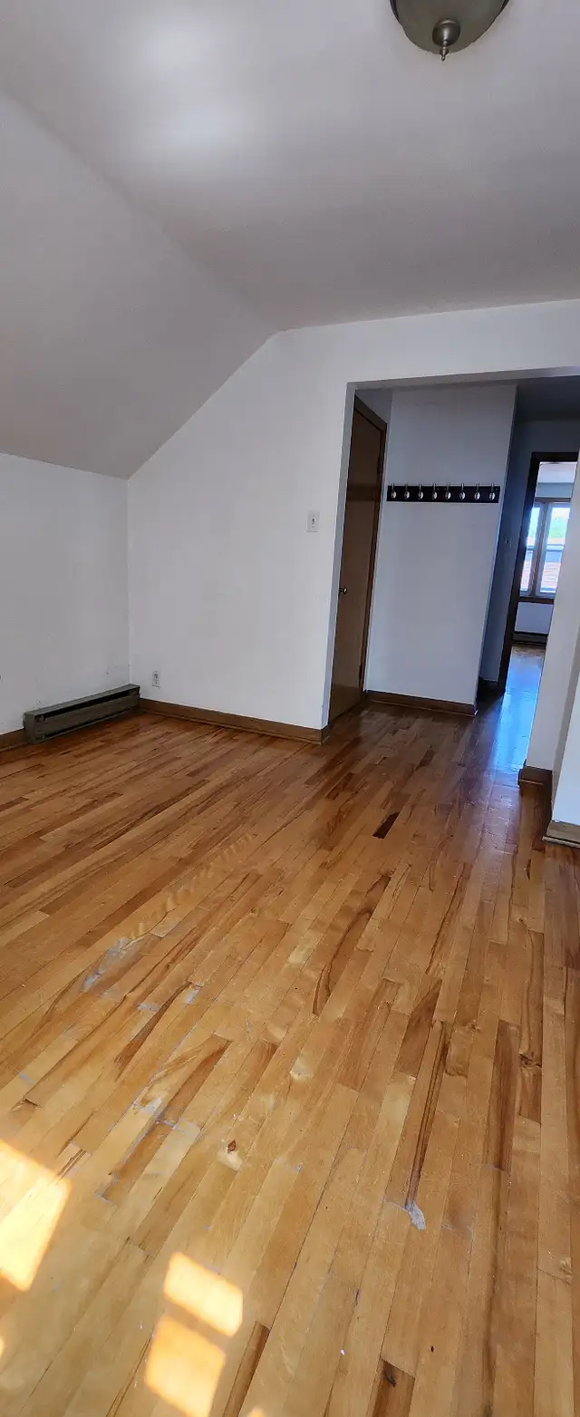 4 1/2 à louer in Long Term Rentals in Sherbrooke - Image 5