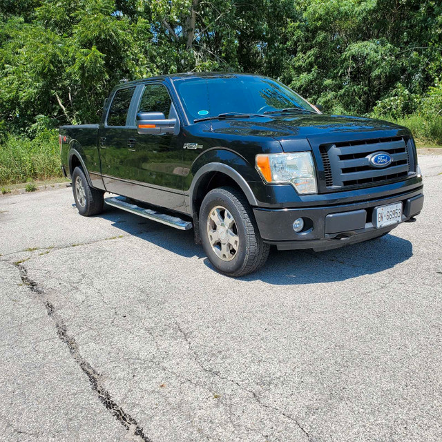 2010 Ford F150 FX4 in Cars & Trucks in Hamilton