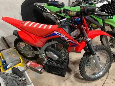 Thousands invested for a little project but I never use it Bbr fork springs and entire new shock Bbr...