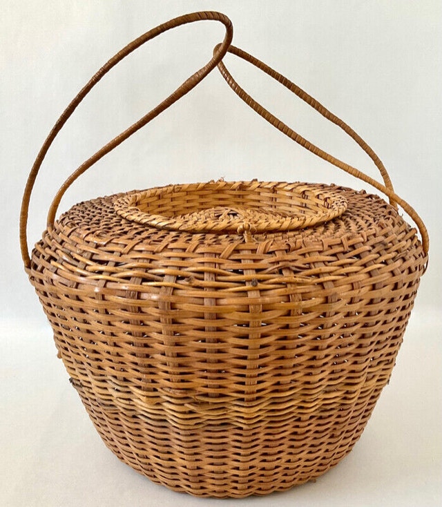 Panier gondole en osier vintage