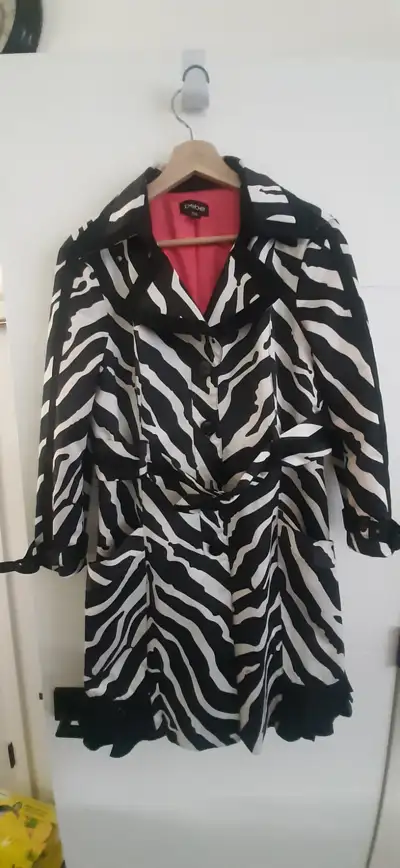 Zebra Print dress jacket. Bebe brand. large