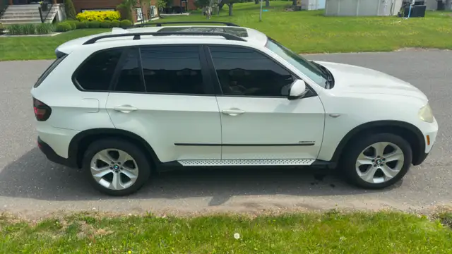 BMW X5 2009 in Cars & Trucks in Drummondville - Image 4