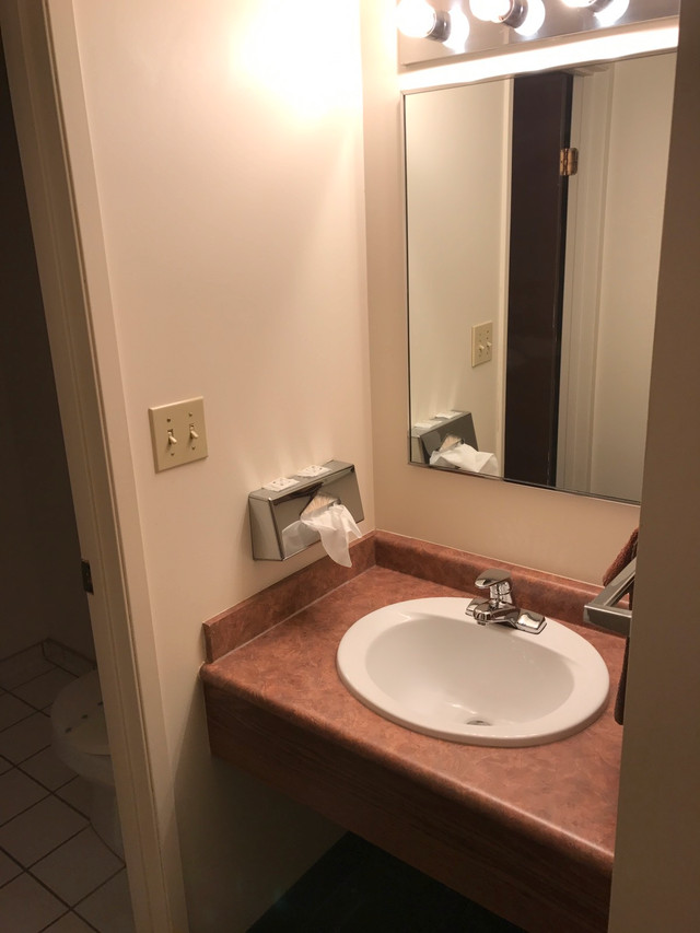 Monthly Rooms ($800 to $1100)  at Key West Inn - Devon AB in Short Term Rentals in St. Albert - Image 3