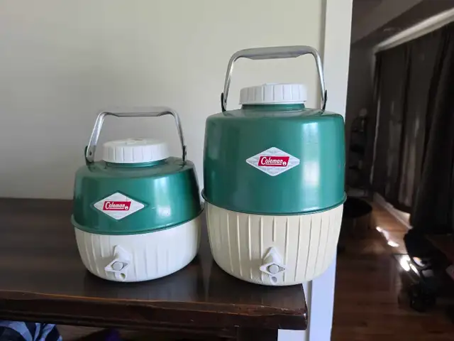 Vintage Coleman camping coolers in Fishing, Camping & Outdoors in Winnipeg - Image 2