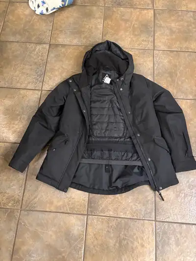 Ripzone Jacket (Women’s size S), View more