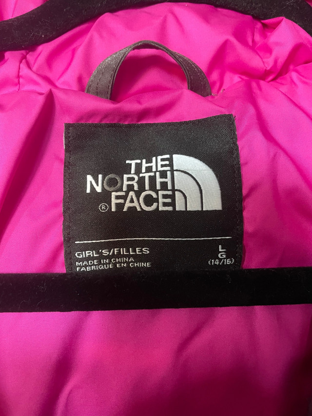 North Face Jacket in Kids & Youth in Thunder Bay - Image 3