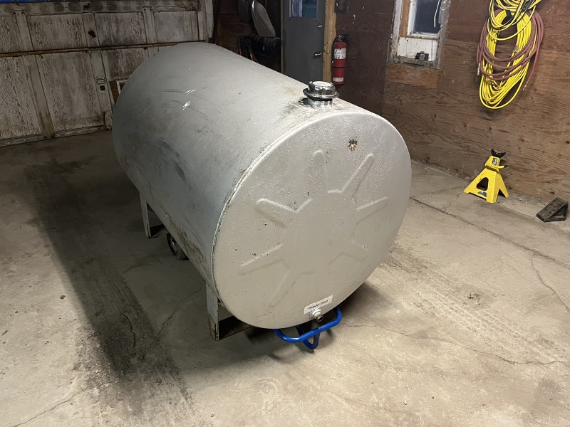 240 Gallon Fuel Tank Farming Equipment Winnipeg Kijiji