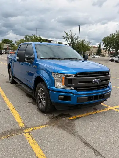 Truck Ford-150 2020 4x4 SuperCrew 2.7 L ecoBoost 145 wheelbase Electronic 10 -Speed automatic Pickup...