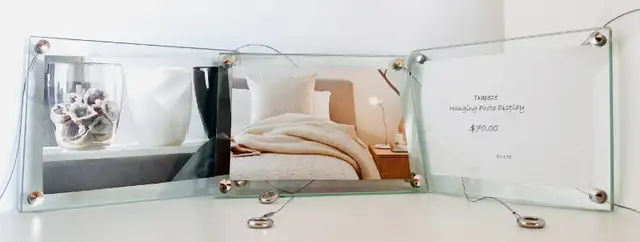Trapeze Hanging Glass Photo Display in Home Décor & Accents in Lethbridge - Image 4
