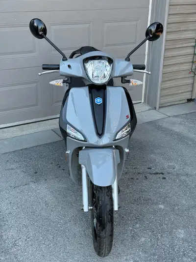 Piaggio Liberty 50 S 2023 1700km Very good condition, well maintained , kept in garage, runs perfect...