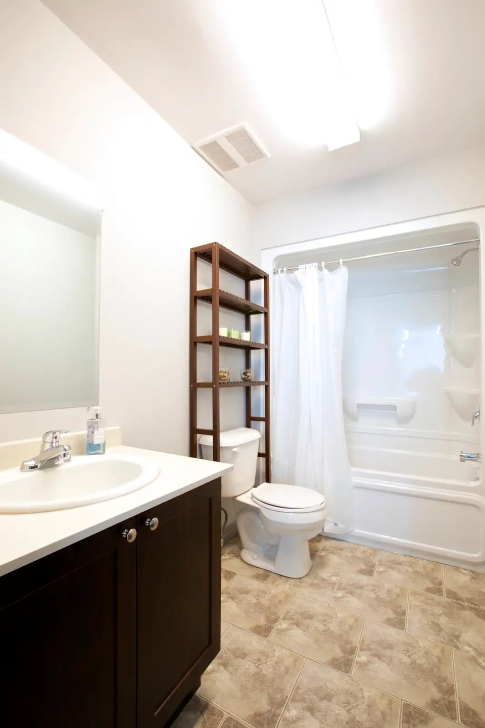 NOW LEASING – Student Housing Waterloo 2