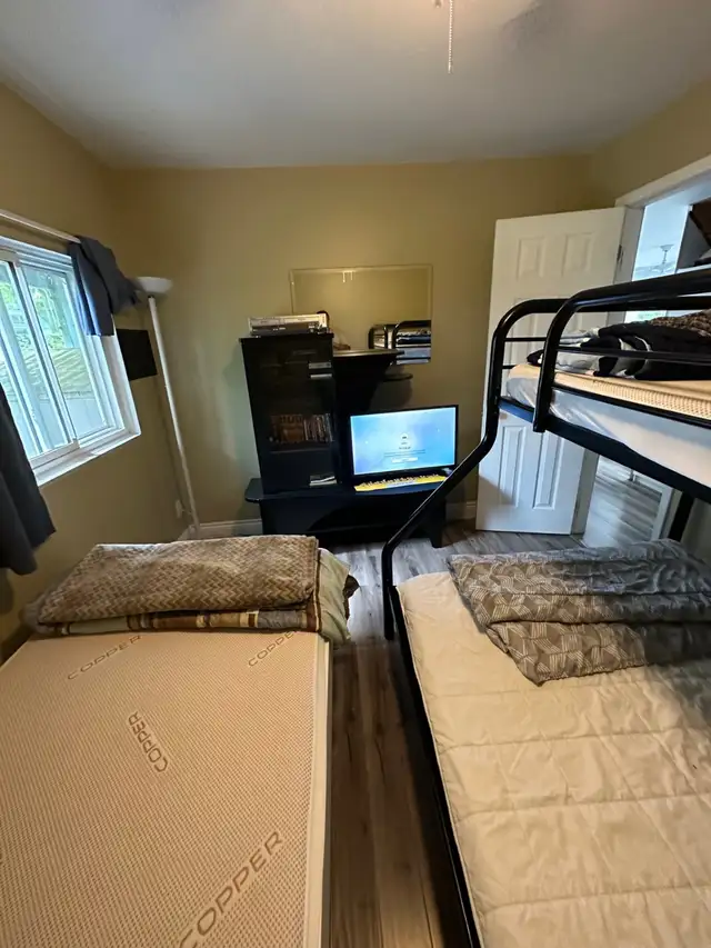 Cottage for Rent Kawartha Lakes in Ontario in Canada - Image 7