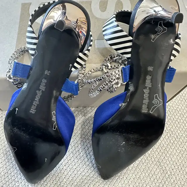 Women's Shoes| self portrait leather+ silk kitty shoes 36 in Women's - Shoes in City of Montréal - Image 3