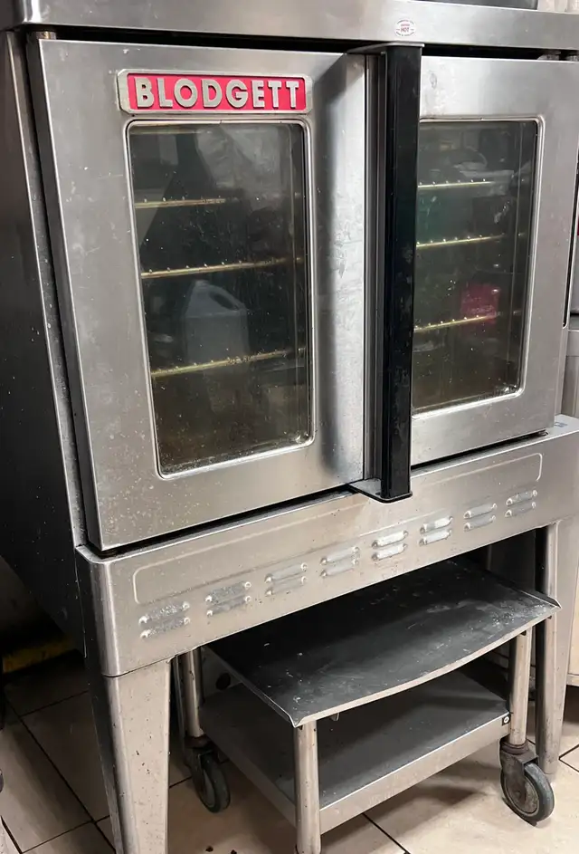 Nella- Blodgett Full Size Gas Oven  in Stoves, Ovens & Ranges in Markham / York Region - Image 4