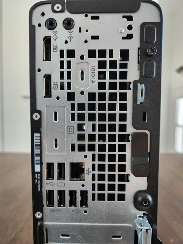 Desktop HP EliteDesk G4 | AMD Core | 8Gb RAM | 256Gb SSD + 1Tb dans Ordinateurs de bureau  à Laval/Rive Nord - Image 4