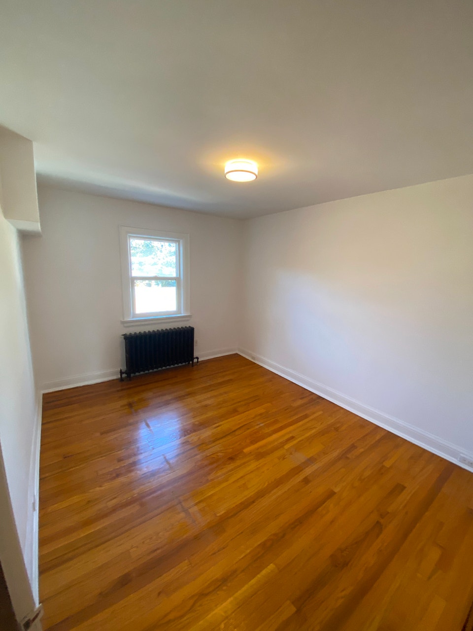 Large 1 Bedroom – Jane Subway – Utilities Included – $1,950 5