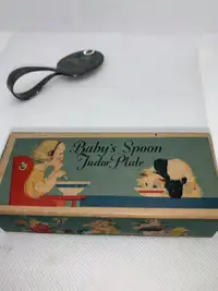 Baby's Spoon Tudor Plate with box