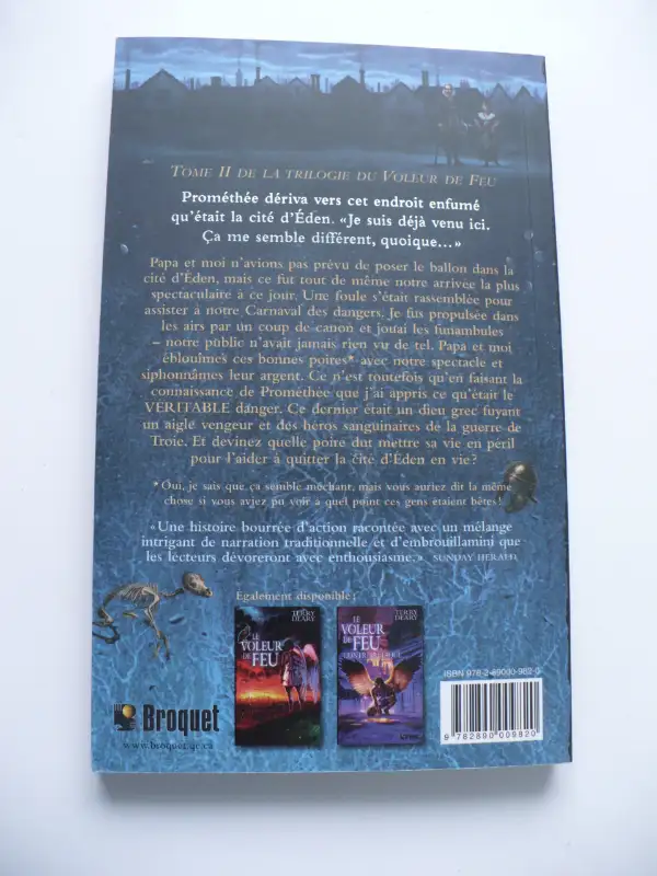 TRILOGIE LE VOLEUR DE FEU - TERRY DEARY ( 3 LIVRES ) JEUNESSE in Fiction in Longueuil / South Shore - Image 6