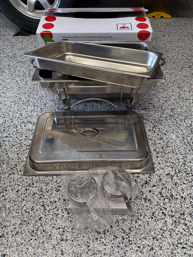 Stainless steel Chafing Dish (1) in Other in Strathcona County