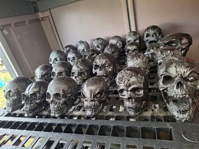 Large painted concrete skulls62863258579331122