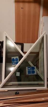 Triangle triple pane Windows - set of two. Brand new!