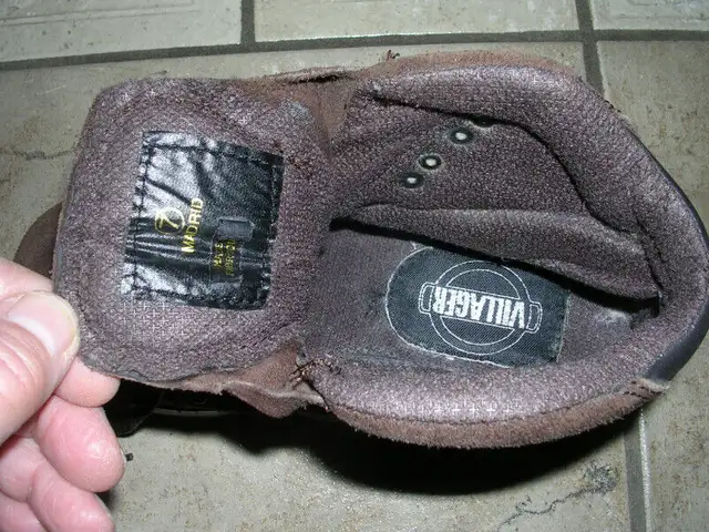 Botte d'hiver in Women's - Shoes in Québec City - Image 8