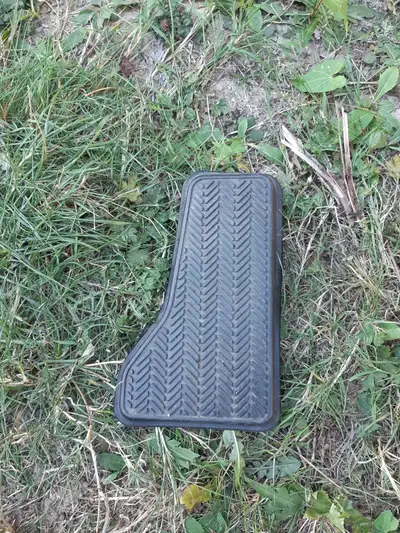 Toyota Celica 00-05 gt/gts driver side foot rest, View more