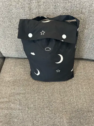 Amazon Basics Portable Window Blackout Shades with Suction Cups, Moon and Stars Design, 78 x 50 Inch