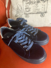 Blue velour shoes