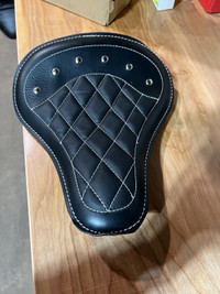 Motorcycle Bobber Seat with Hardware